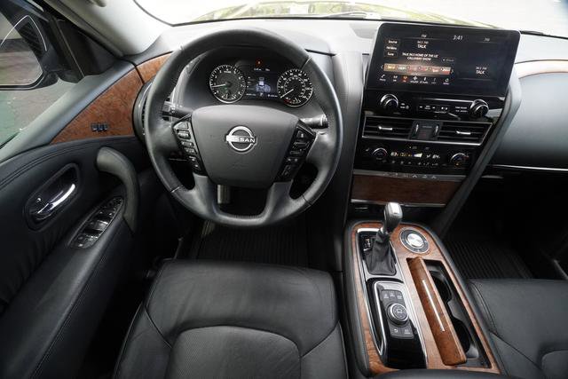 Used 2023 Nissan Armada SL w/ Captain's Chairs Package RWD image 12