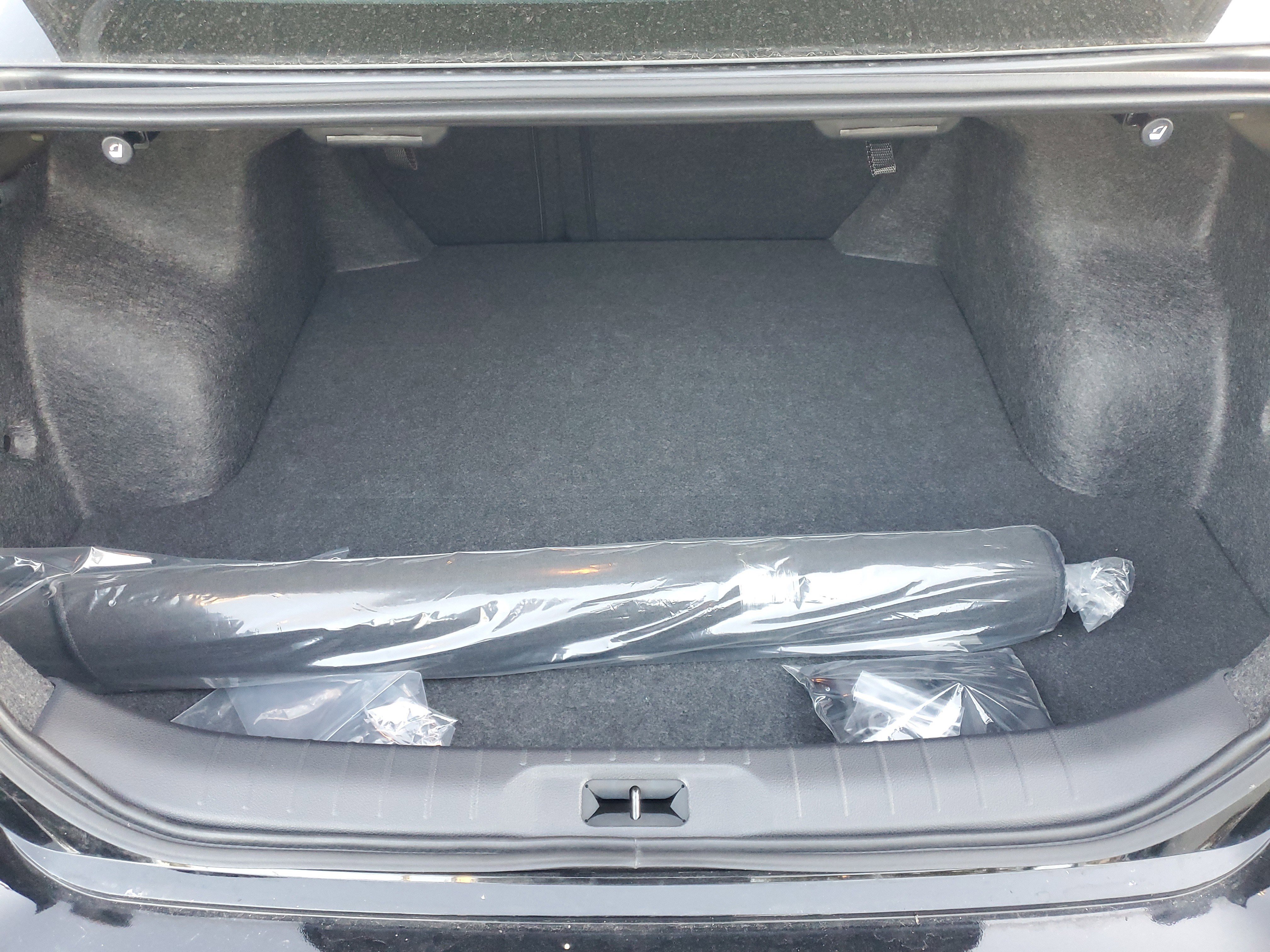 Used 2025 Nissan Altima 2.5 S image 9