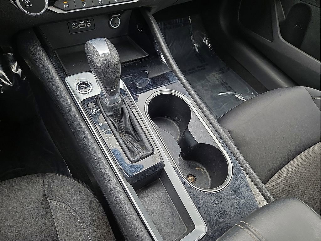 Used 2024 Nissan Altima 2.5 SV image 29