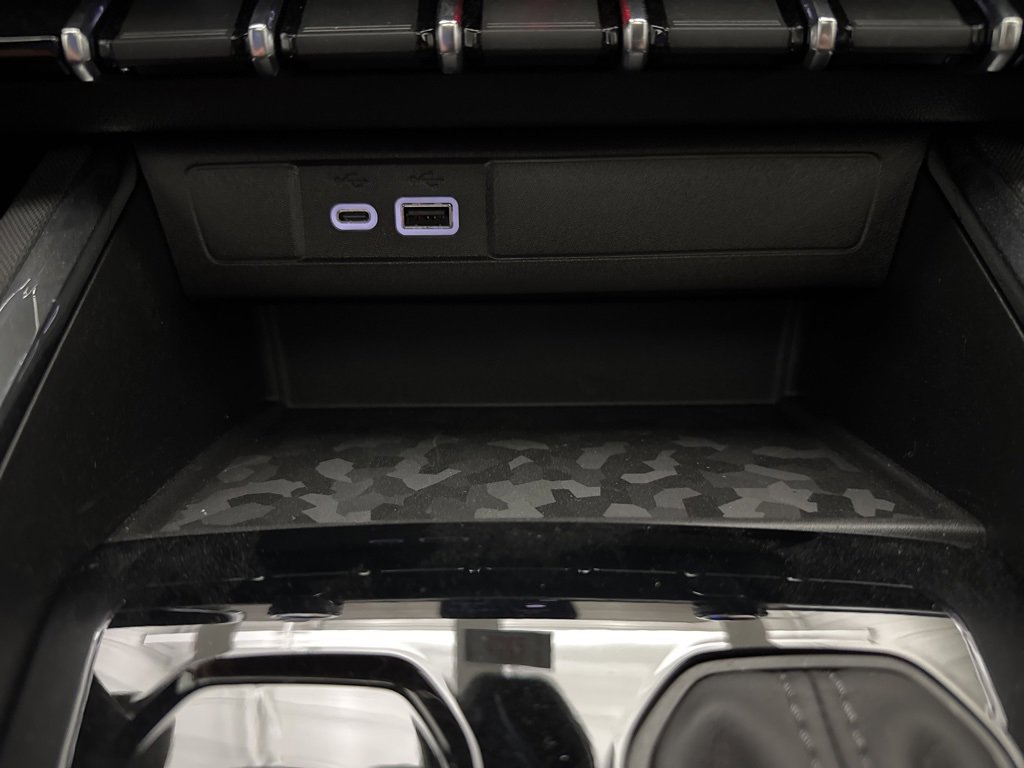 New 2025 GMC Canyon Elevation w/ Convenience Package image 37