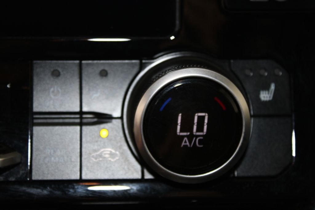 Used 2025 Toyota Highlander XSE image 55