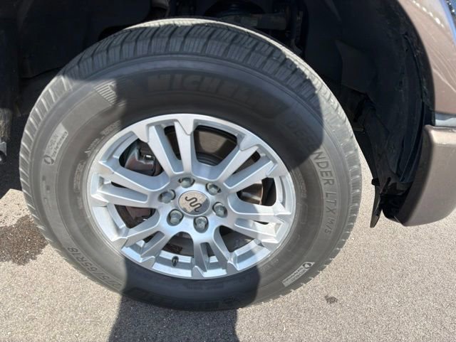 Used 2015 Ford F150 King Ranch w/ FX4 Off-Road Package AWD/4WD image 4