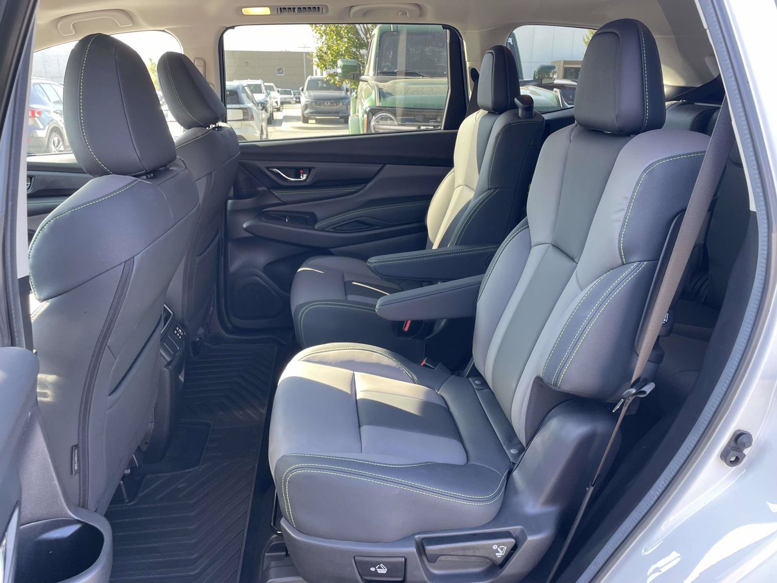 Used 2024 Subaru Ascent Onyx Edition AWD/4WD image 4