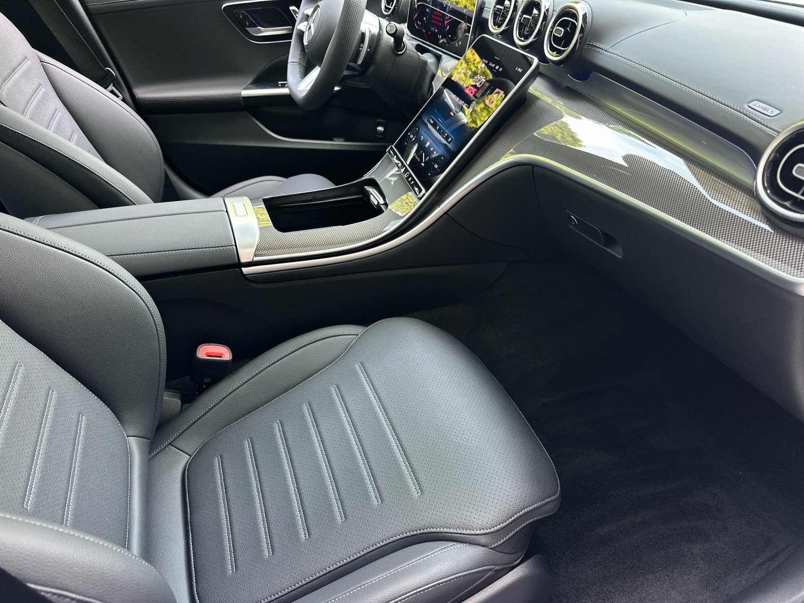 New 2026 Mercedes-Benz C 300 4MATIC Sedan image 15