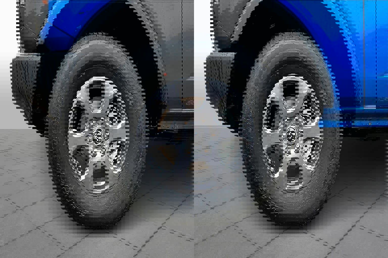 Certified 2025 Ford Bronco Big Bend image 11