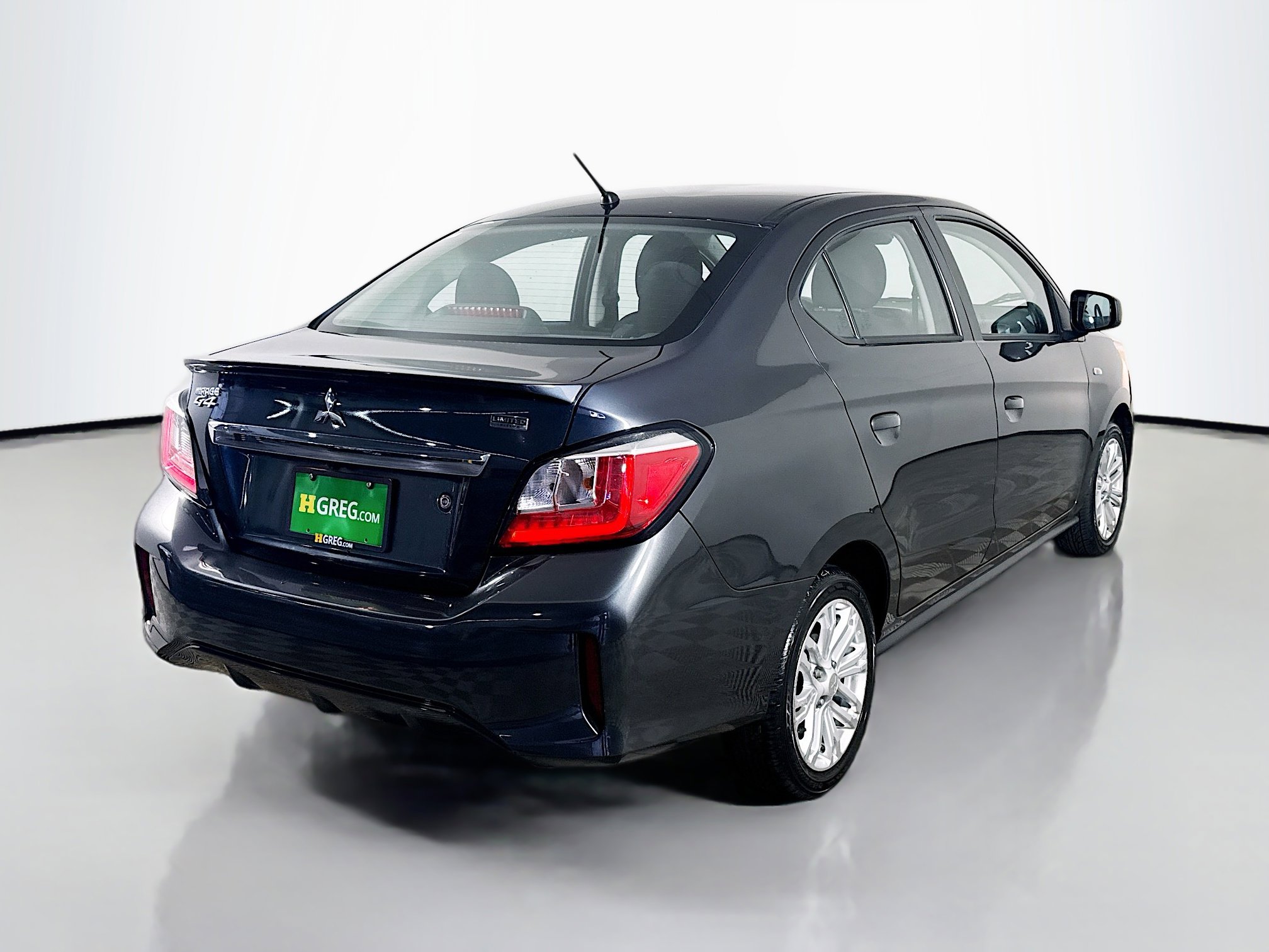 Used 2024 Mitsubishi Mirage G4 Black Edition image 10