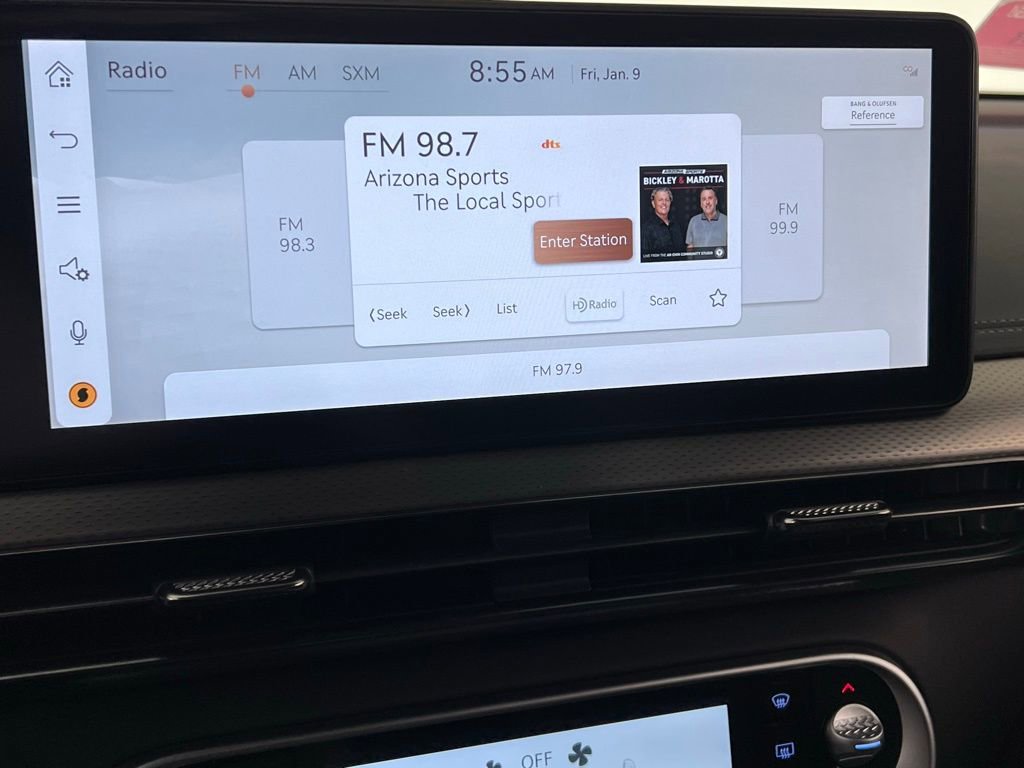 Used 2025 Genesis GV60 Advanced image 18