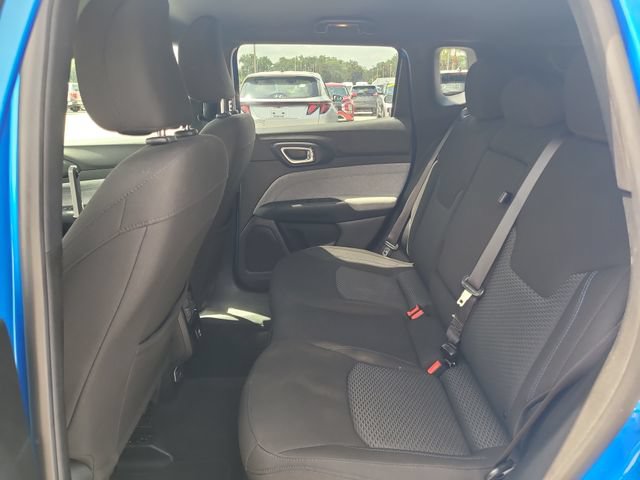 Used 2023 Jeep Compass Sport AWD/4WD image 14