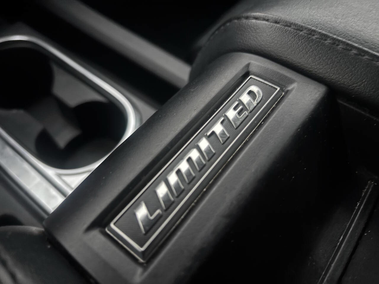 Used 2015 Toyota Tundra Limited image 20