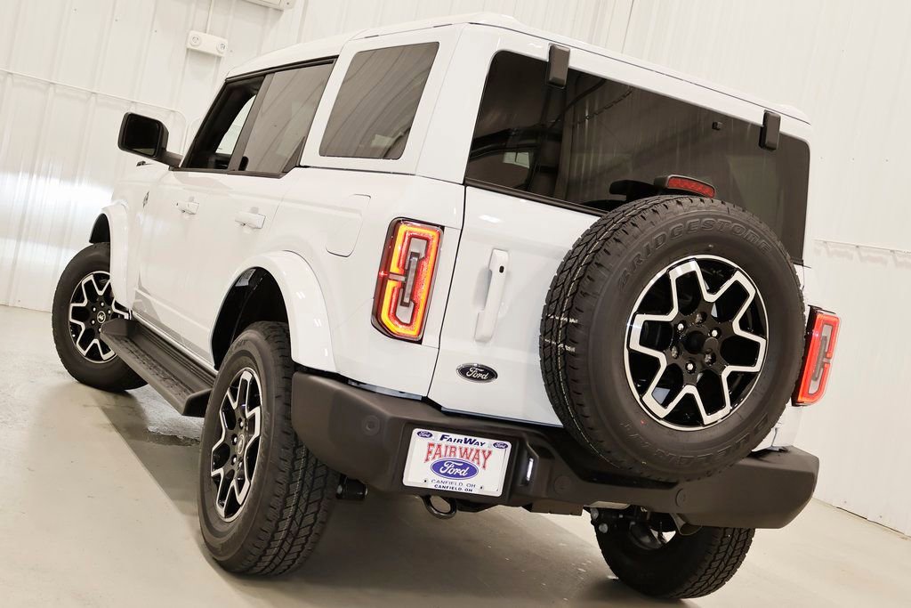 New 2025 Ford Bronco Outer Banks image 28