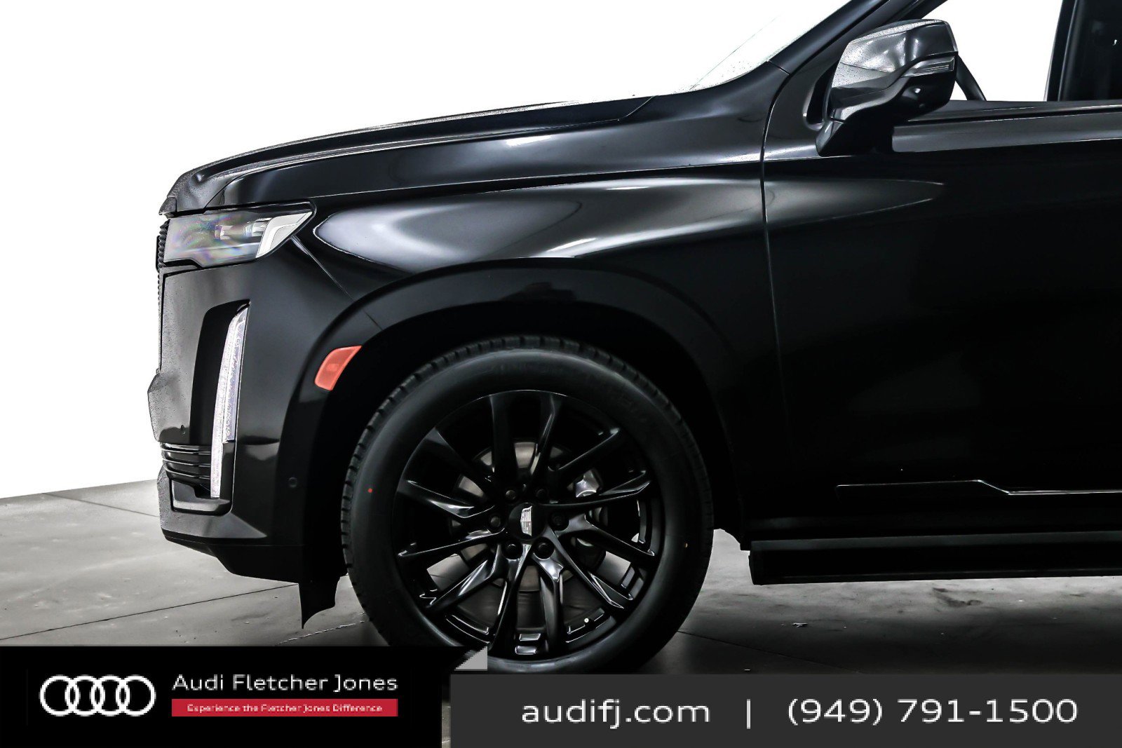 Used 2022 Cadillac Escalade ESV Sport w/ Touring Package image 10