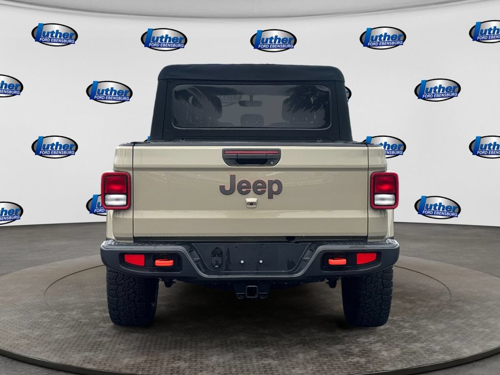 Used 2022 Jeep Gladiator Mojave w/ Cold Weather Group AWD/4WD image 4