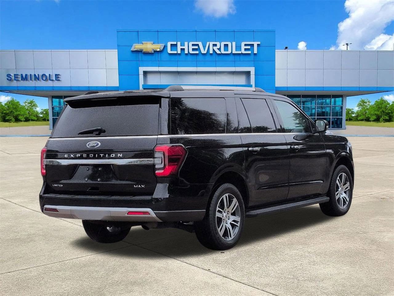 Used 2024 Ford Expedition Max Limited image 5