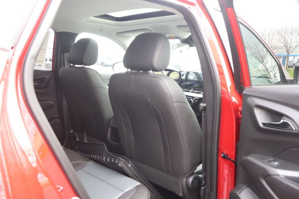 New 2026 Chevrolet Trax LT w/ Sunroof Package FWD image 41