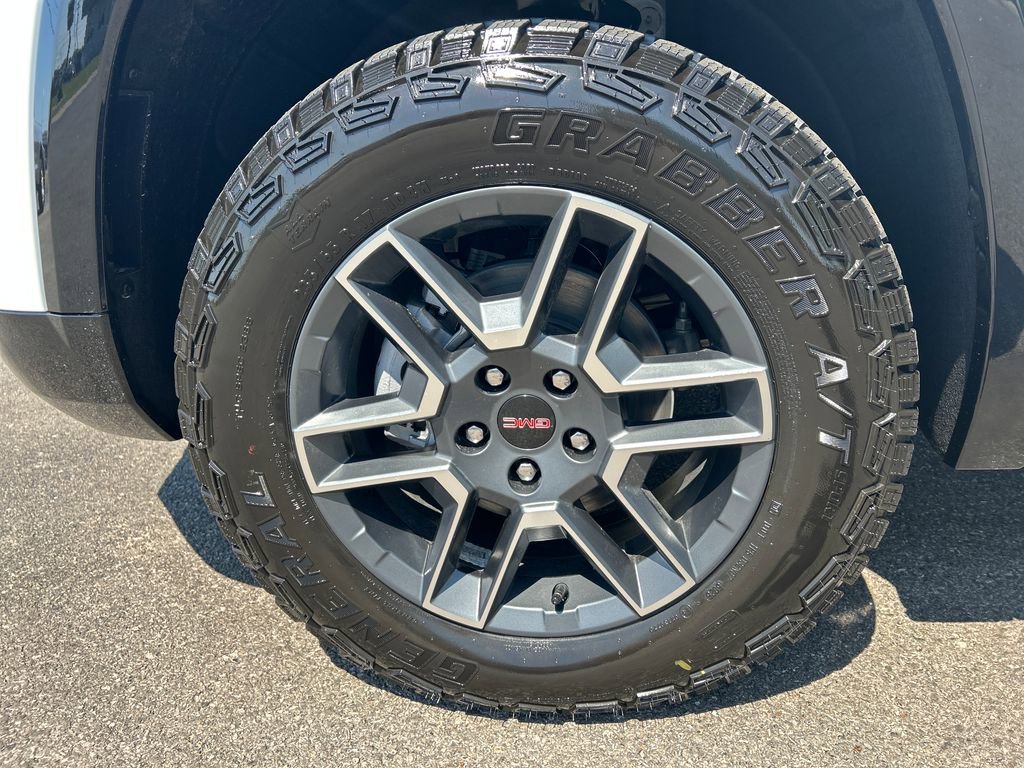 New 2026 GMC Terrain AT4 image 11