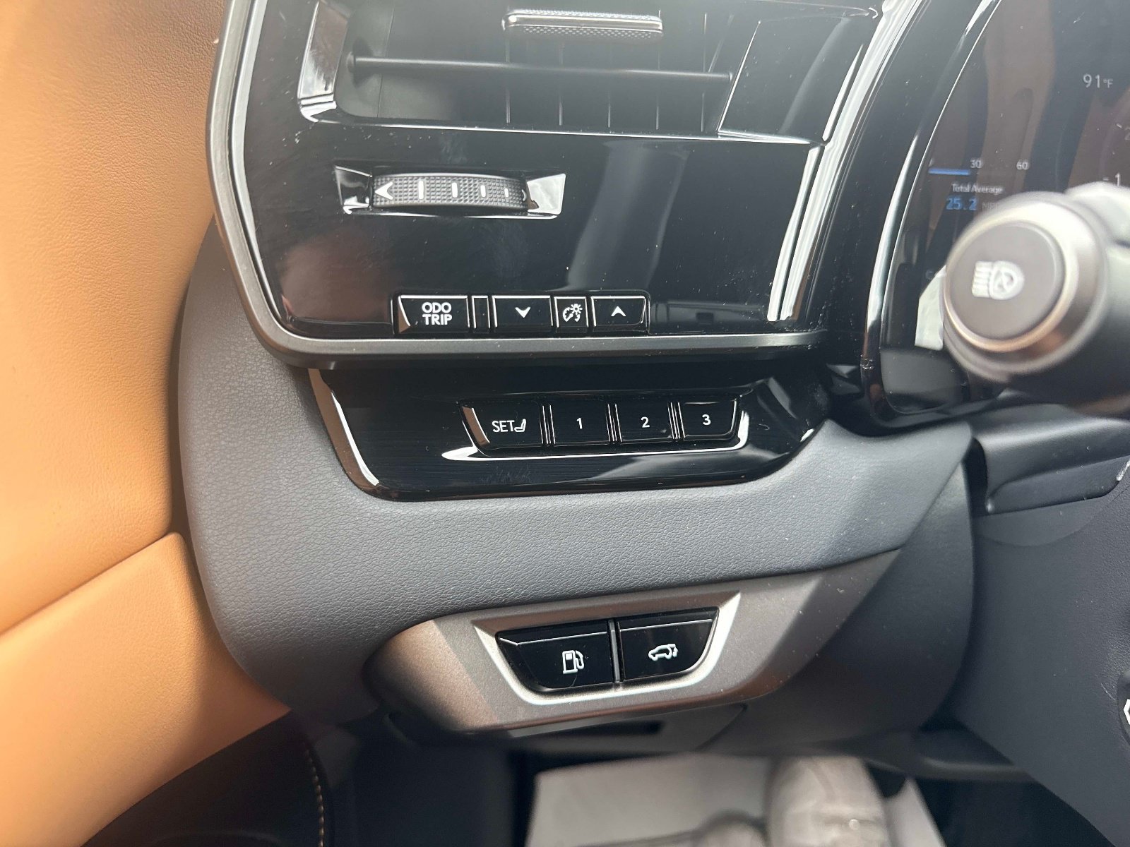 Used 2026 Lexus RX 350 Premium w/ Accessory Package (Z1) FWD image 25