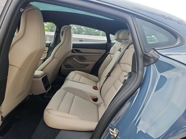 New 2026 Porsche Taycan image 9