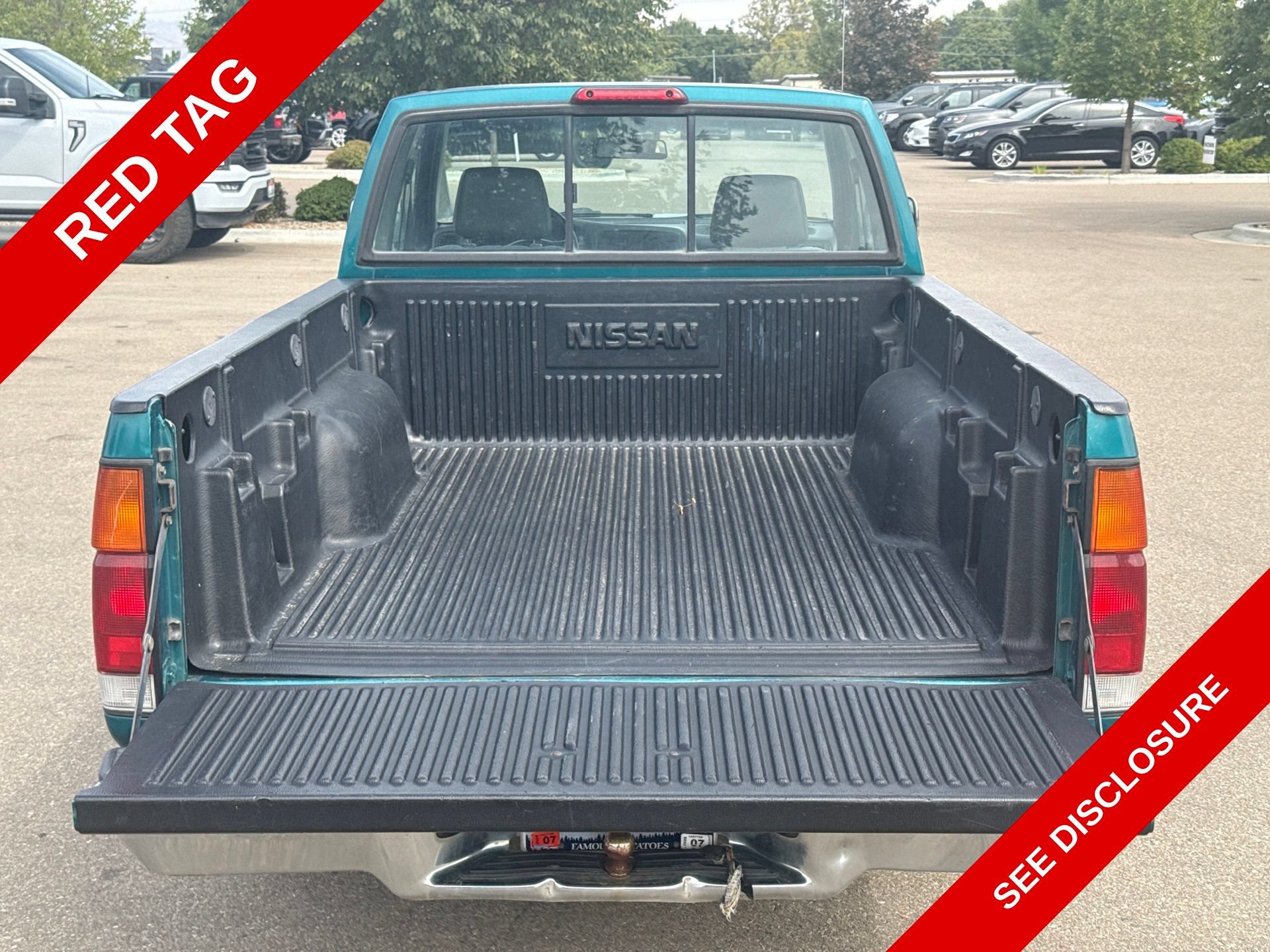 Used 1997 Nissan Pickup 2WD King Cab image 6