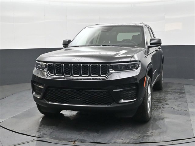 New 2025 Jeep Grand Cherokee Laredo X w/ Luxury Tech Group I image 8
