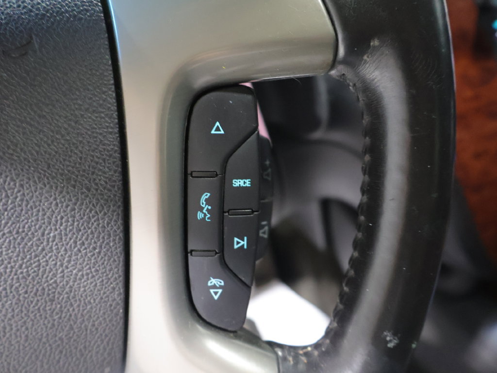 Used 2013 Chevrolet Suburban LTZ AWD/4WD image 34
