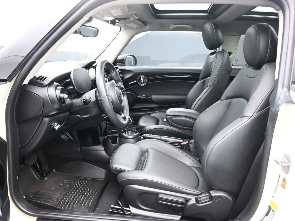 Used 2022 MINI Cooper S image 11