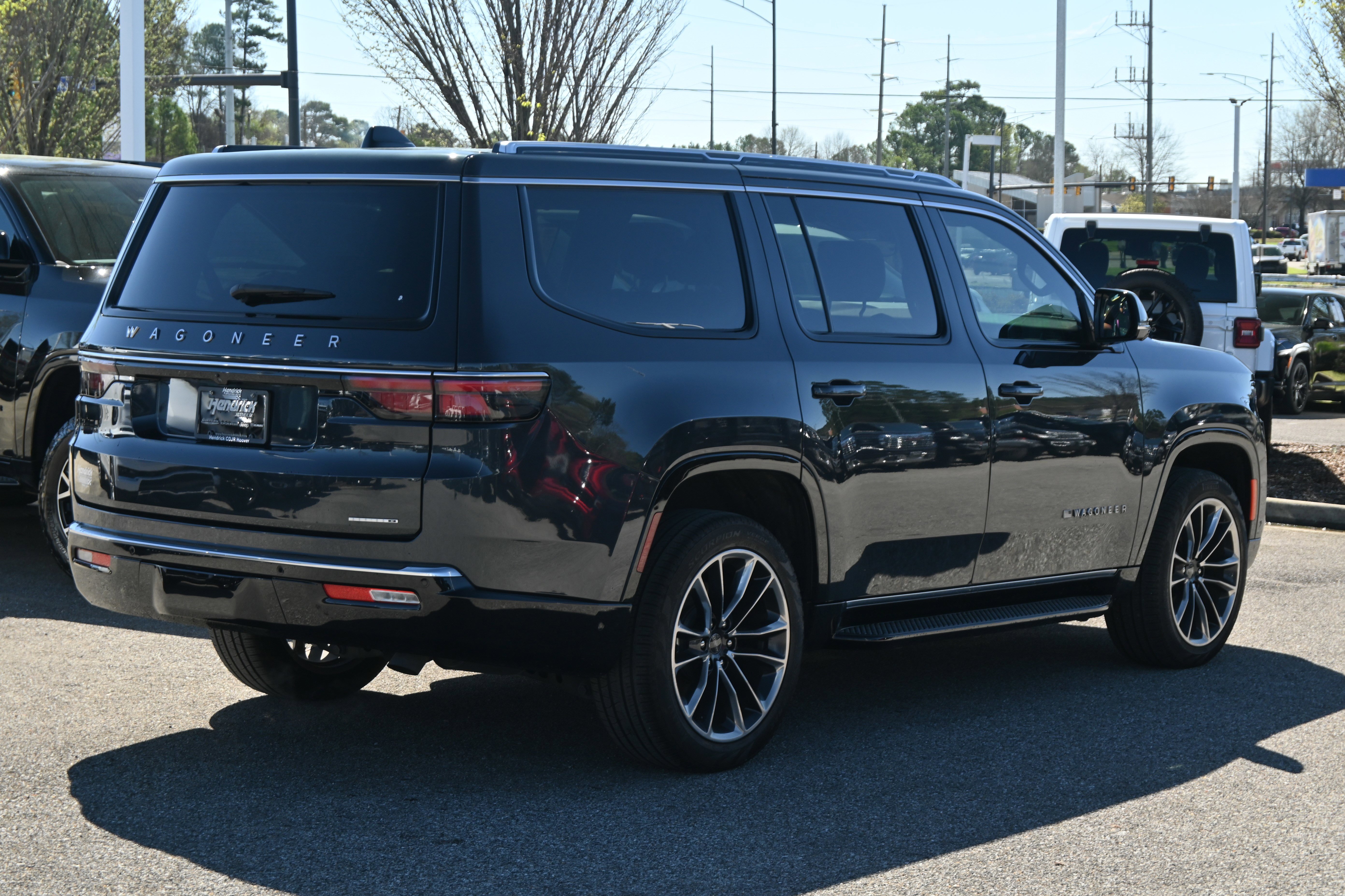 Used 2024 Jeep Wagoneer Series II w/ Convenience Group I image 21