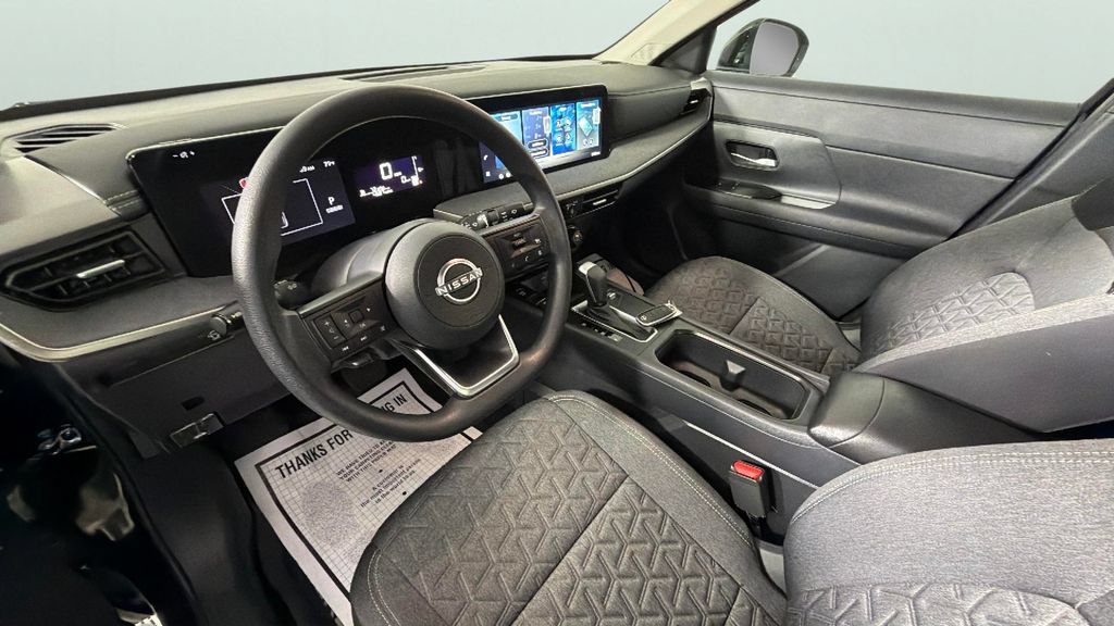 Used 2026 Nissan Kicks SV FWD image 18