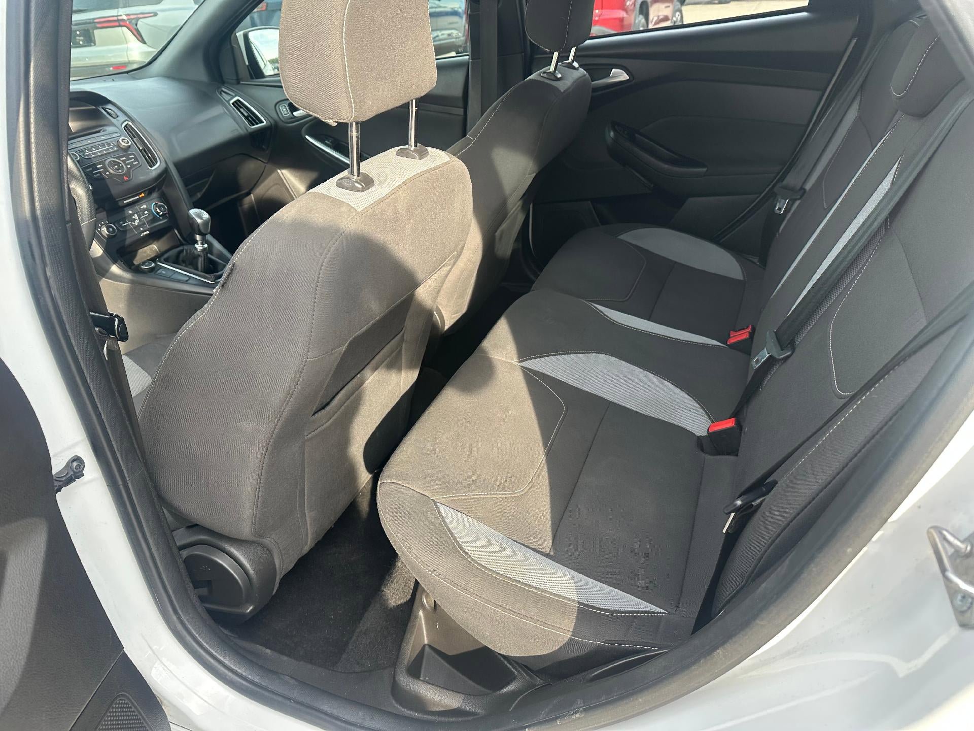 Used 2017 Ford Focus ST FWD image 11