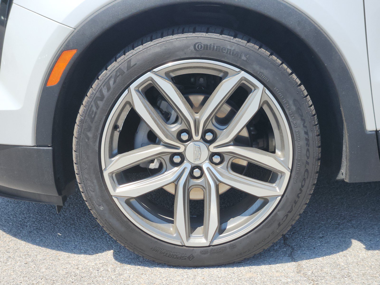 Certified 2023 Cadillac XT4 Sport w/ Cold Weather Package FWD image 29