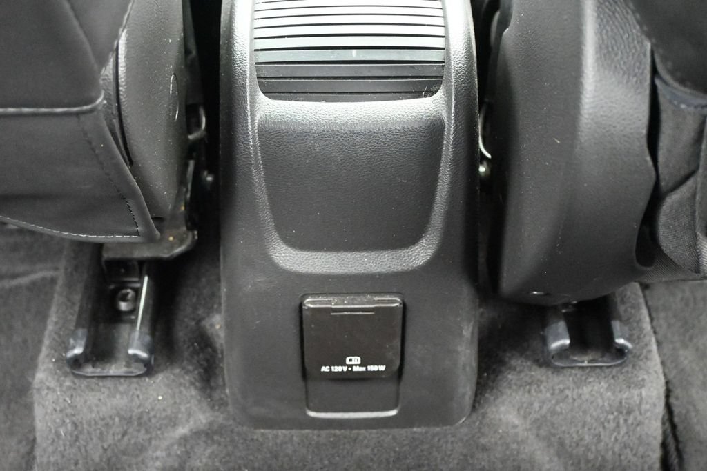 Used 2019 Buick Encore Essence FWD image 22