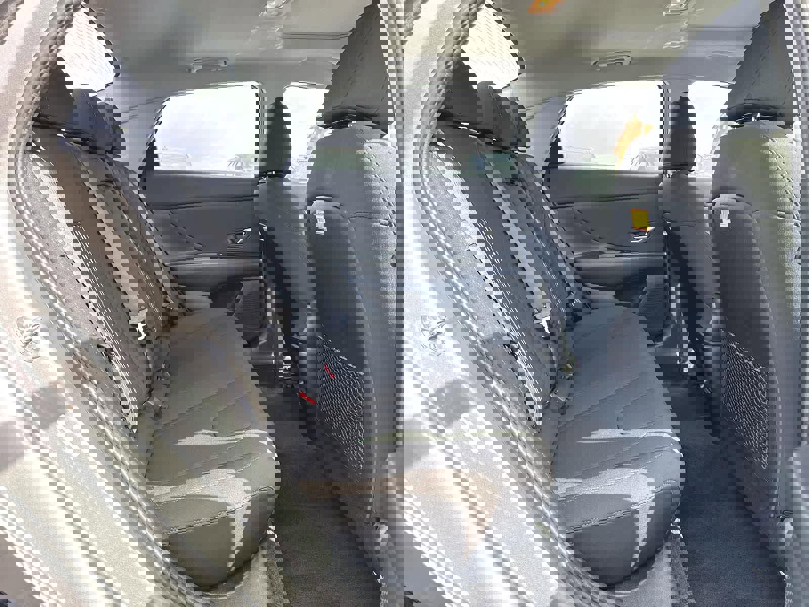 Certified 2025 Hyundai Elantra SEL image 37