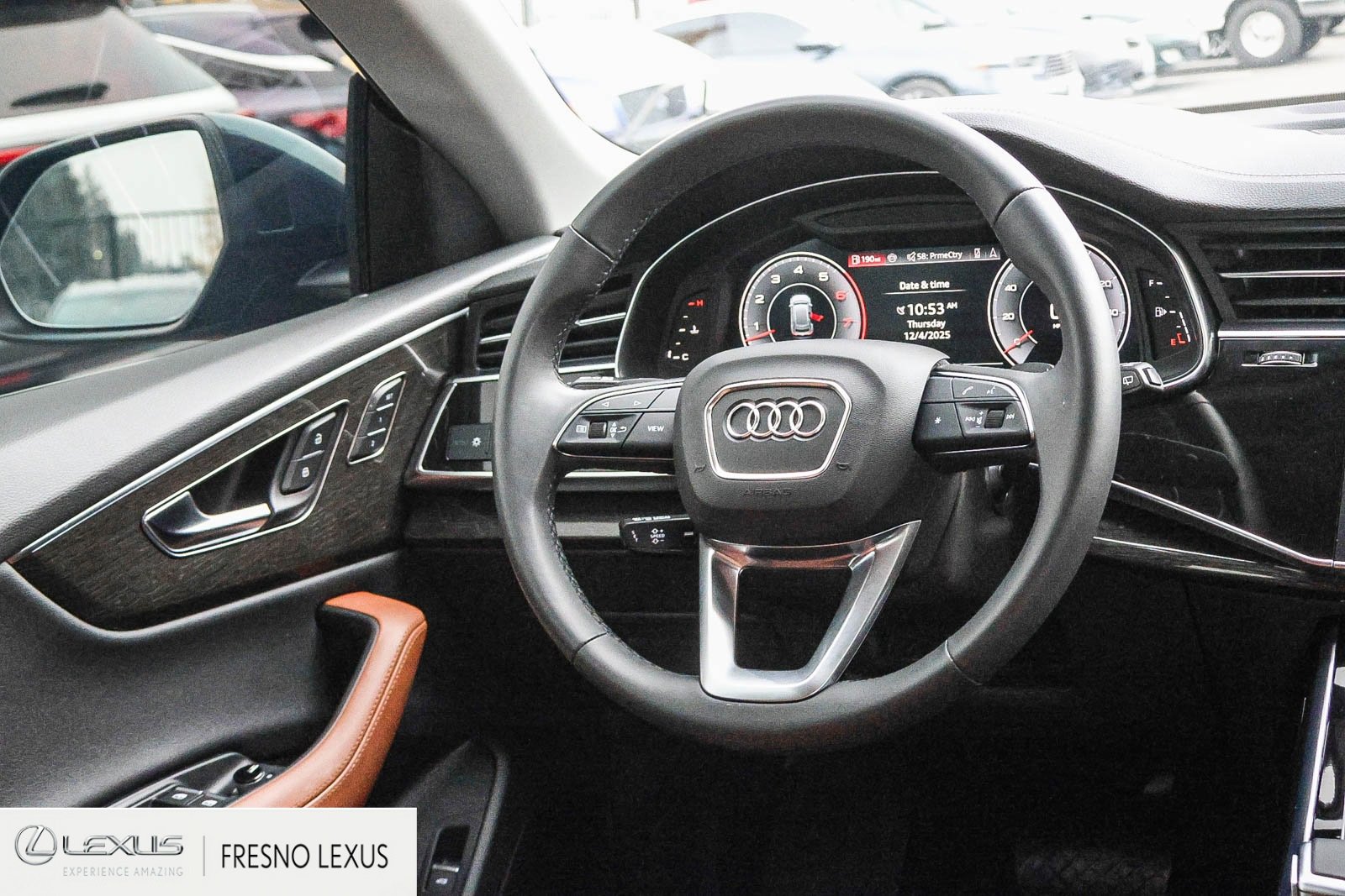 Used 2023 Audi Q8 Premium Plus w/ Premium Plus Package image 19