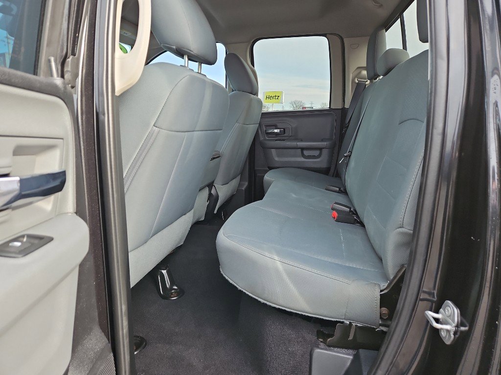 Used 2015 RAM 1500 Classic SLT image 13