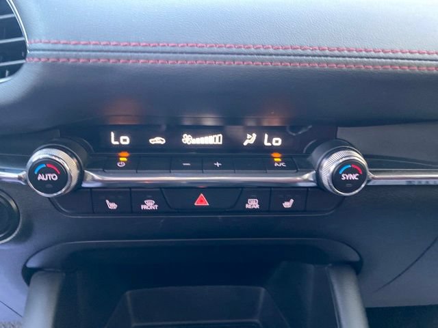 Used 2023 MAZDA MAZDA3 s FWD image 13