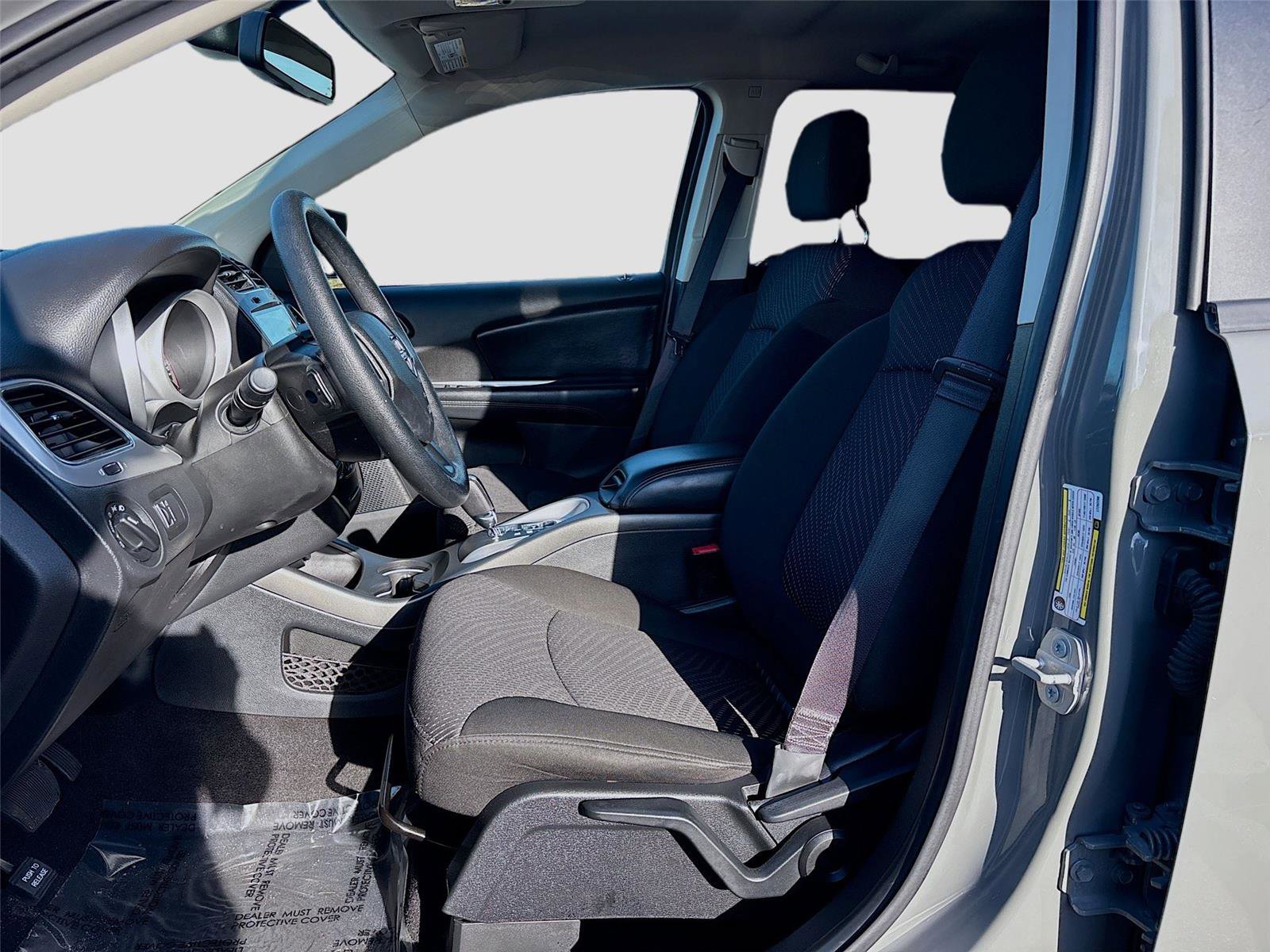 Used 2020 Dodge Journey SE image 20