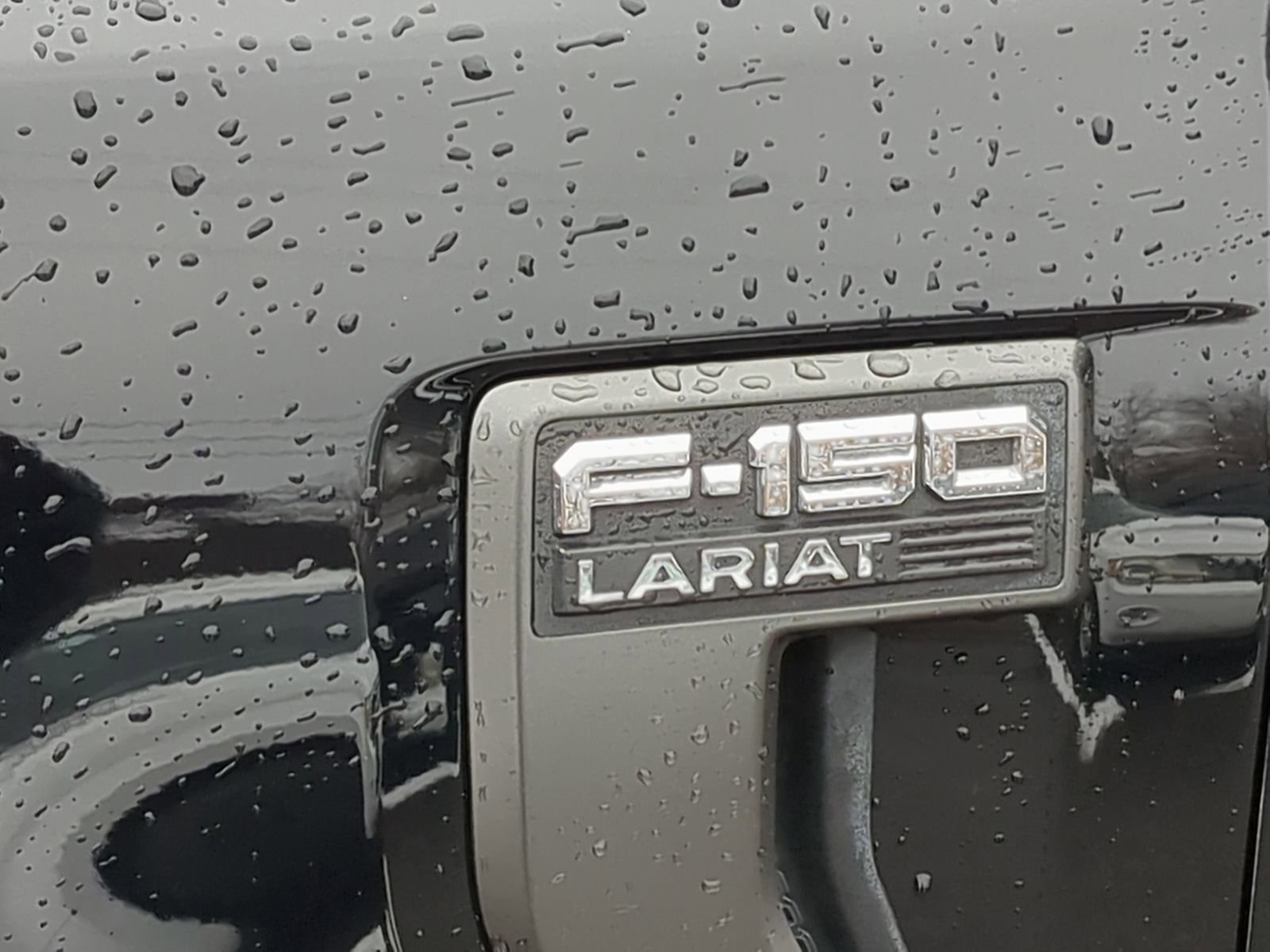 Used 2023 Ford F150 Lariat w/ Equipment Group 502A High image 18