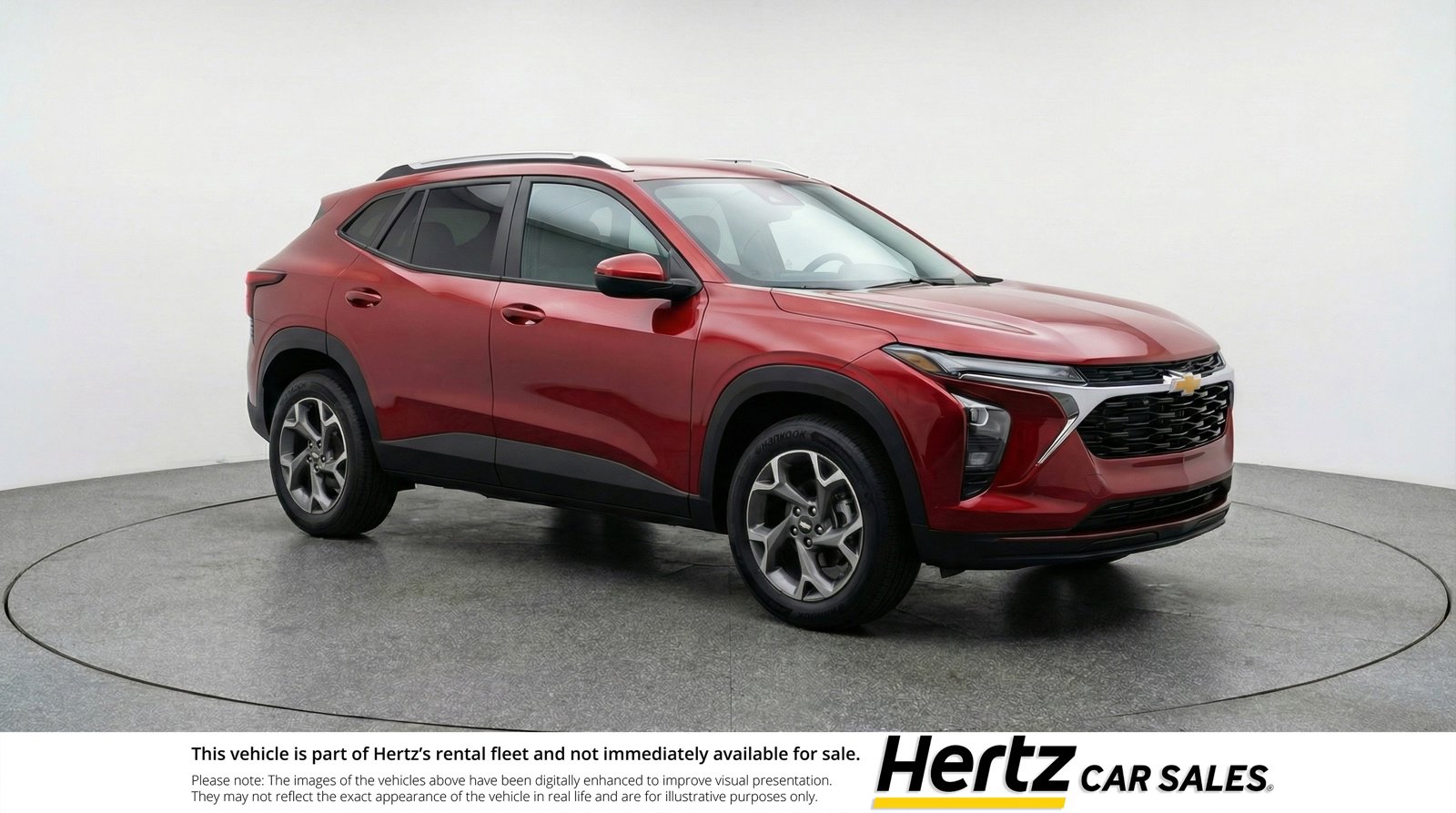 Used 2025 Chevrolet Trax LT image 1