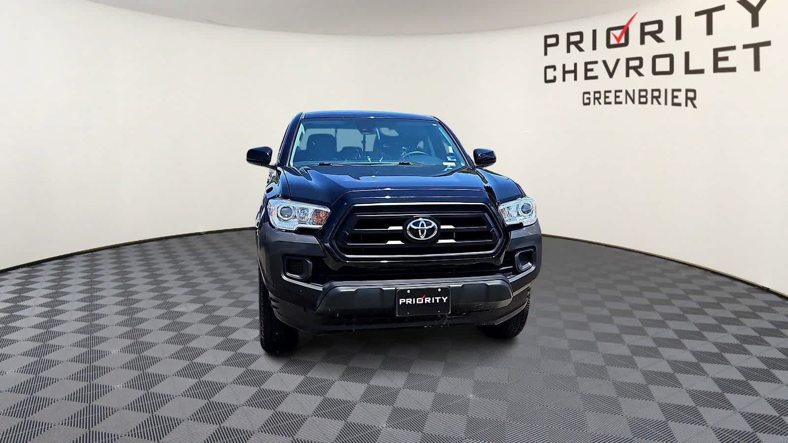 Used 2023 Toyota Tacoma SR w/ SR Convenience Package RWD image 3