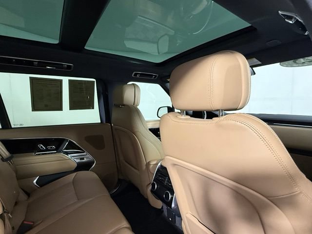Certified 2025 Land Rover Range Rover Long Wheelbase SE AWD/4WD image 31