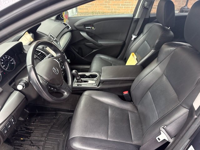 Used 2017 Acura RDX w/ Tech & AcuraWatch Plus Pack AWD/4WD image 5