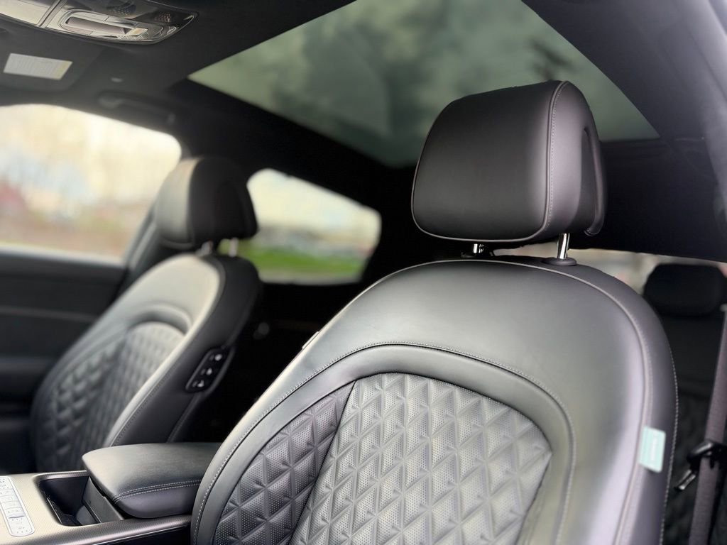 Used 2023 Genesis GV60 Performance AWD/4WD image 16