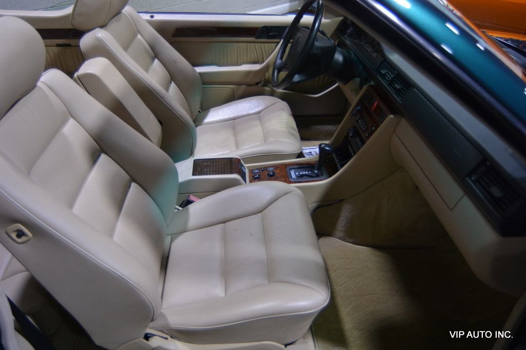 Used 1995 Mercedes-Benz E 320 Convertible image 28