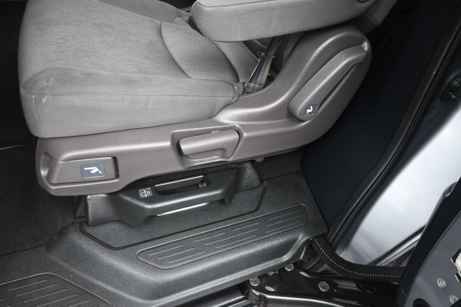 Used 2020 Honda Odyssey EX image 29