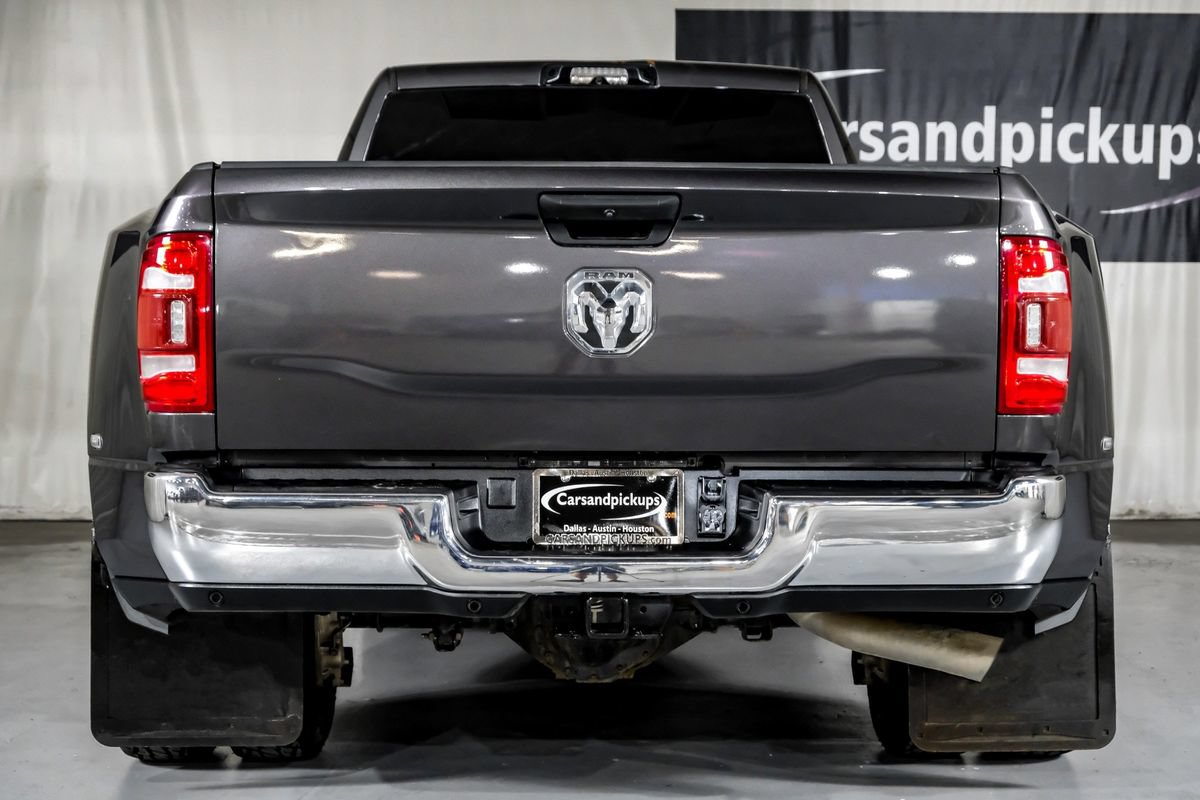 Used 2024 RAM 3500 Big Horn w/ Heated Seats & Wheel Group AWD/4WD image 9