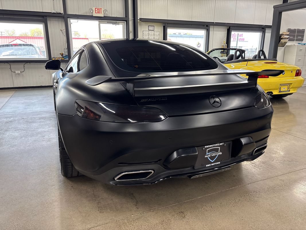 Used 2016 Mercedes-Benz AMG GT S w/ Exclusive Interior Package image 10