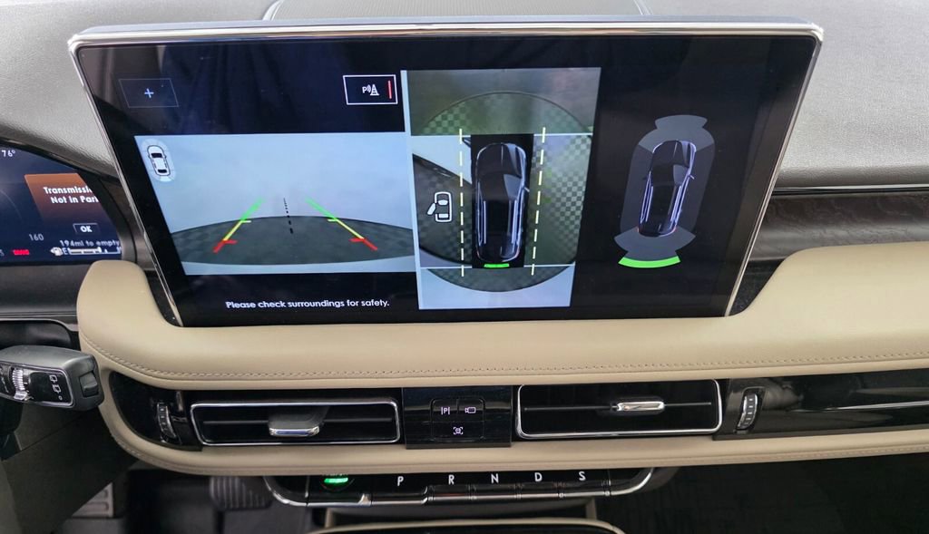 Used 2021 Lincoln Nautilus Reserve w/ Equipment Group 201A image 21