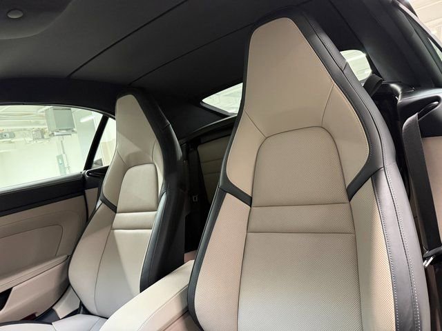 Certified 2025 Porsche 911 Carrera image 14