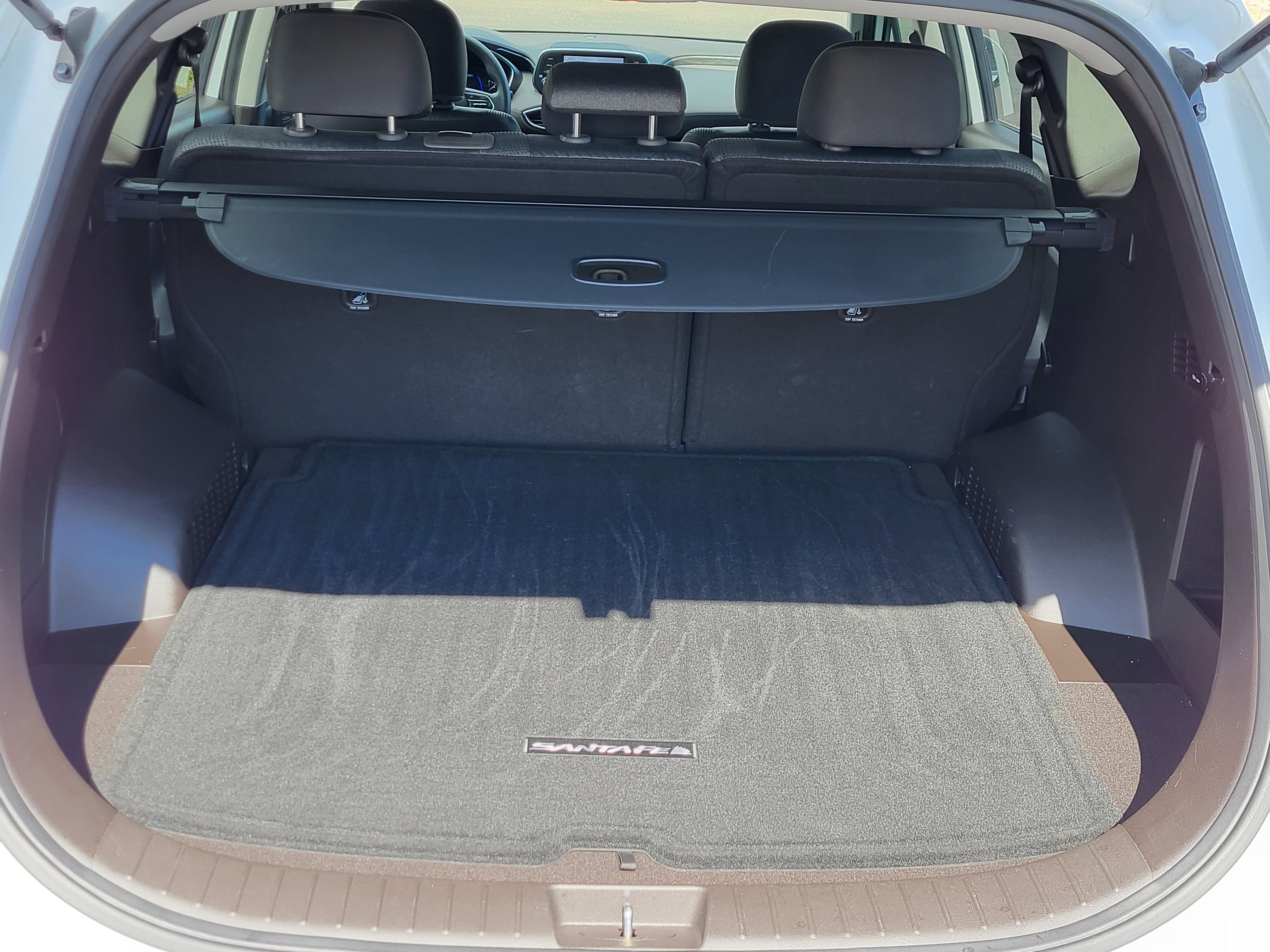 Used 2019 Hyundai Santa Fe SEL image 14