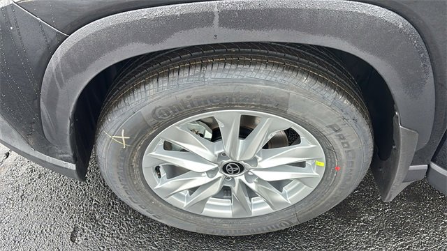 New 2026 Toyota Corolla Cross LE image 31