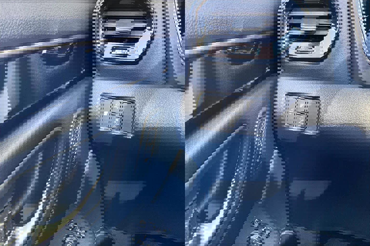 Used 2025 Honda Pilot TrailSport image 33